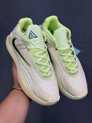 Nike Giannis Freak 7 Spotlight. (UA)