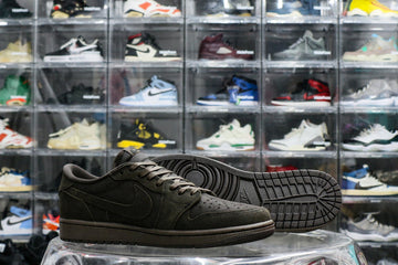 Travis Scott x Air Jordan 1 Low OG “Velvet Brown”