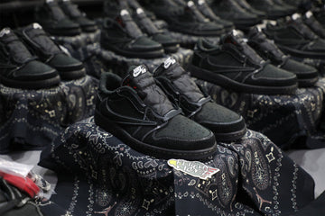 Travis Scott x Nike Air Jordan 1 Low OG “Black/Phantom”