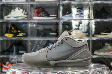 Nike Kobe 4 Black Mamba Collection Fade to Black