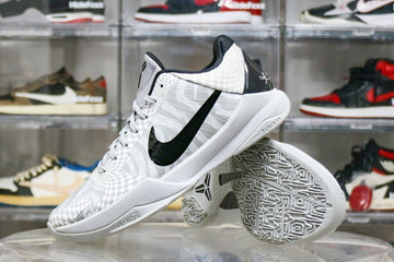 Nike Kobe 5 Protro Zebra PENike Kobe 5 Protro Zebra PE